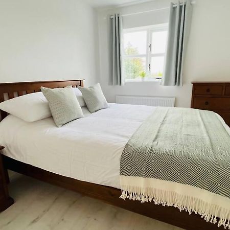 Private Apartment One On Lough Corrib, Oughterard Galway Dış mekan fotoğraf