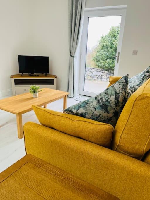Private Apartment One On Lough Corrib, Oughterard Galway Dış mekan fotoğraf